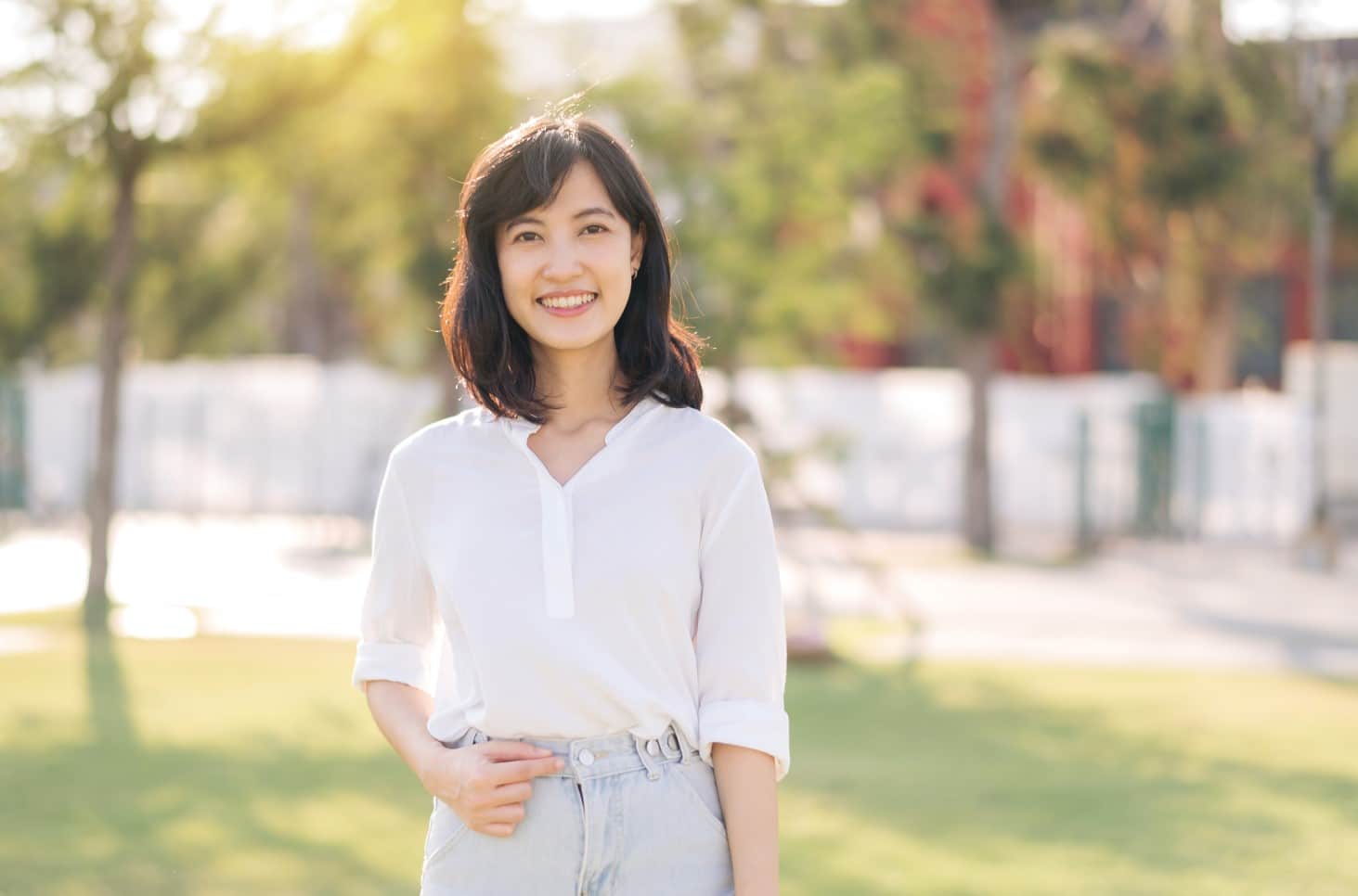 People who stay happy have these 12 habits in common